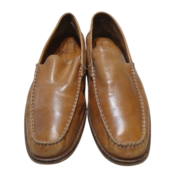 J & M Men's Tan Leather Slip-On Loafers size 9.5 - Picture 2 of 9